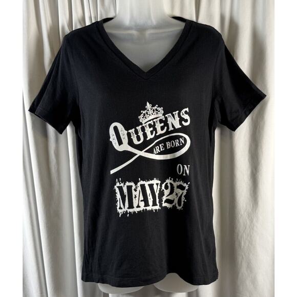 Bella Graphic T-Shirt Queens are born on May 27 Black & White, Sz: M, 73-42 - Picture 4 of 14